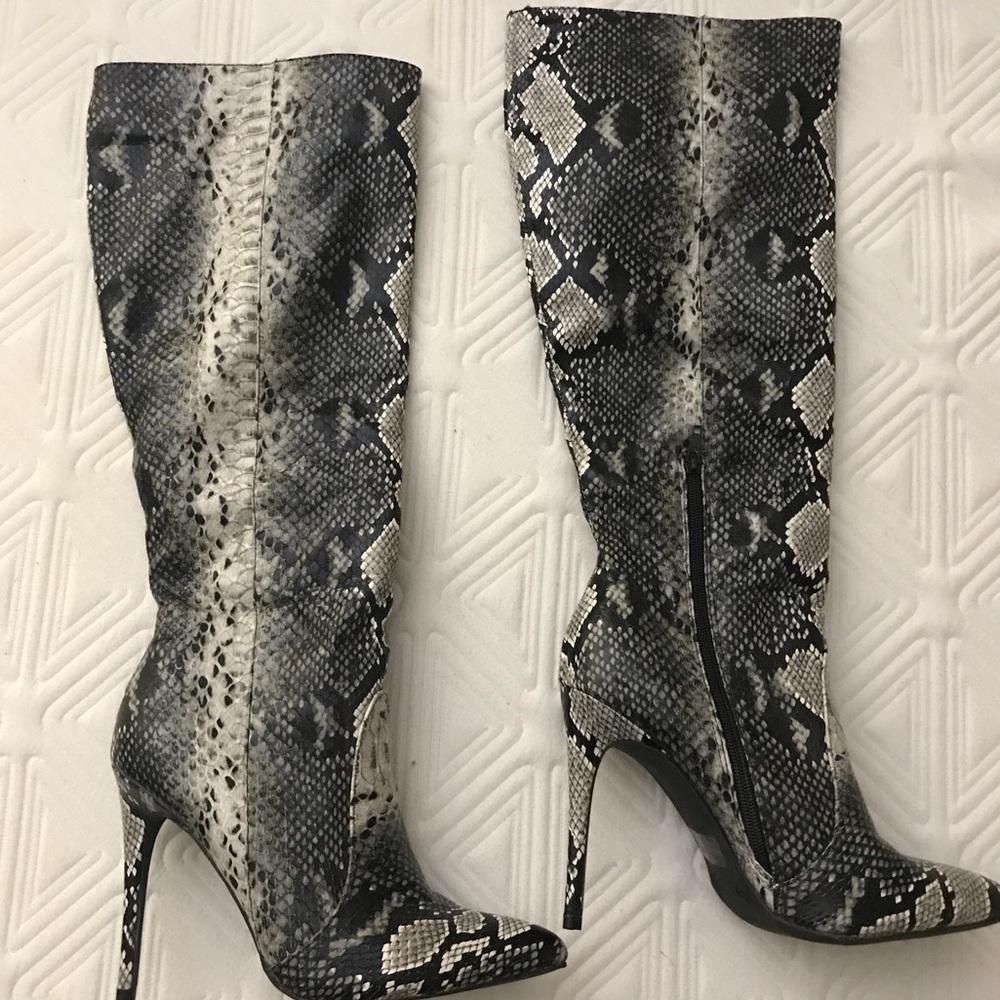 Women’s Size 9 snakeskin high heel boots
